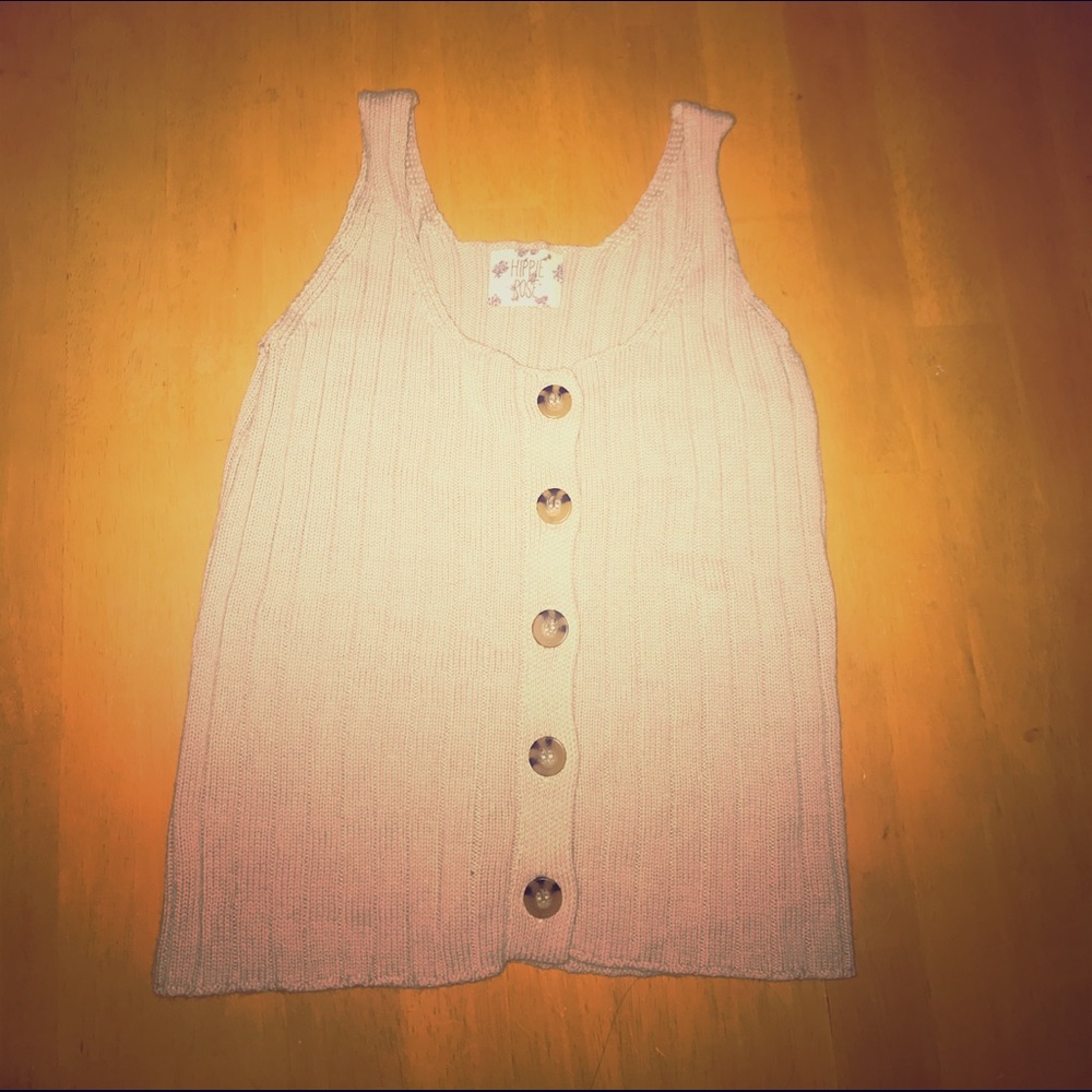 Cropped sleeveless shirt